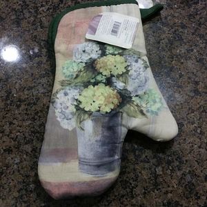 Oven Mitt Hydrangeas